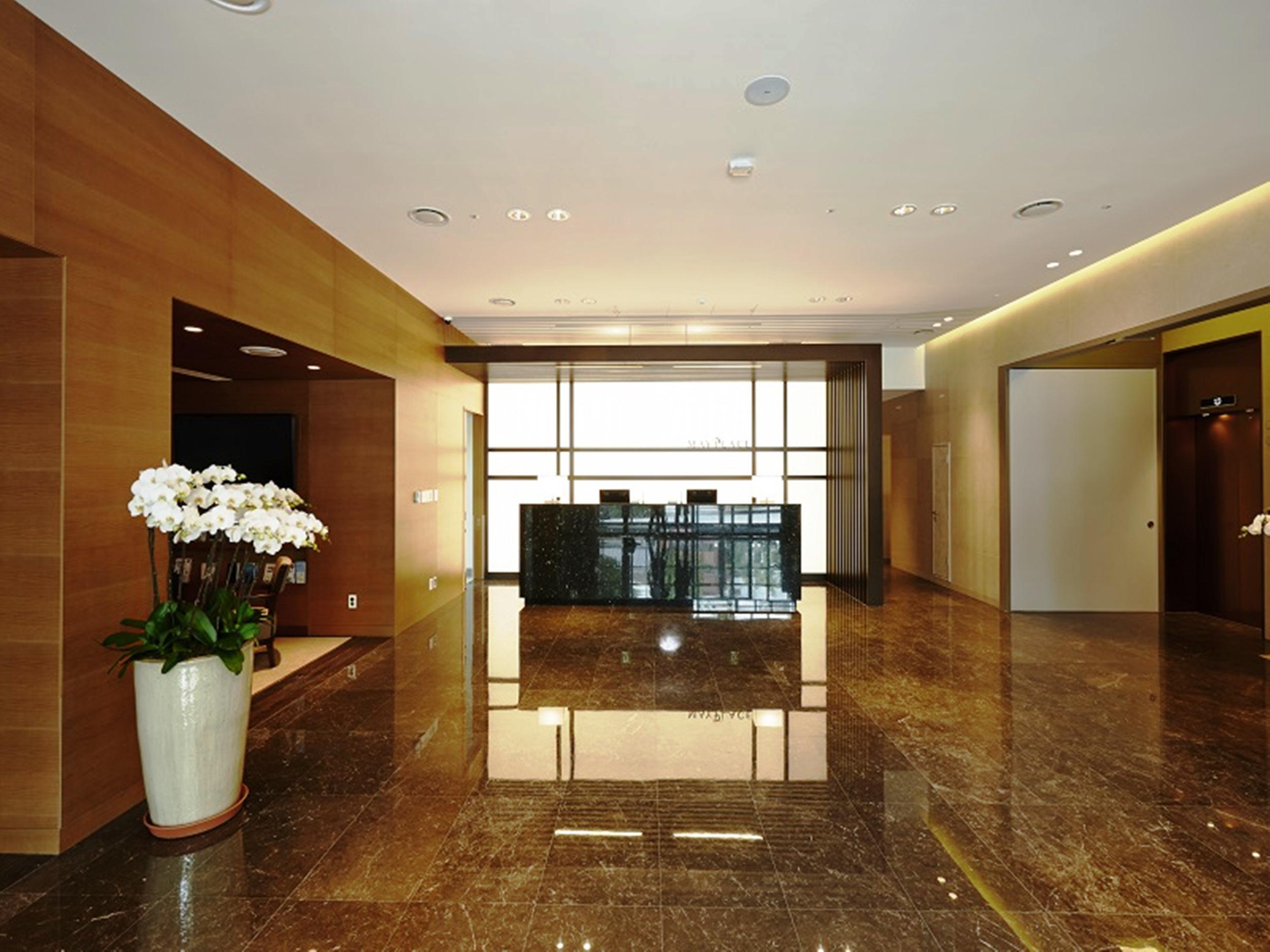 Mayplace Hotel