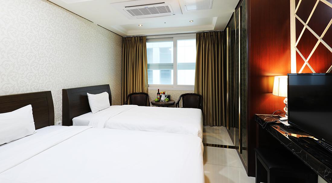 Hotel Intercity 3*