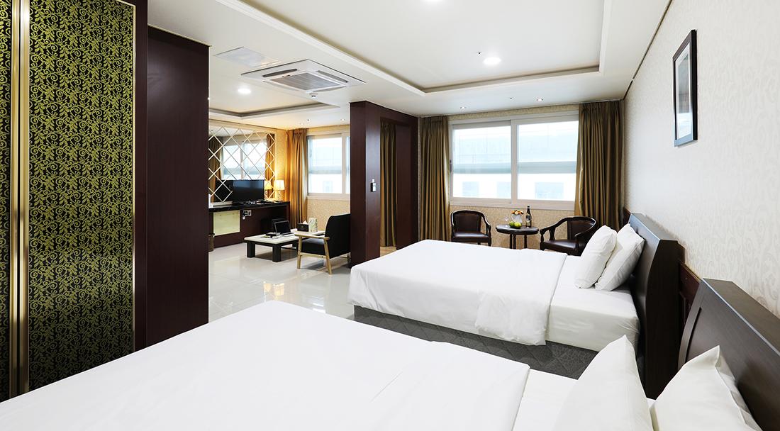 Hotel Intercity 3*