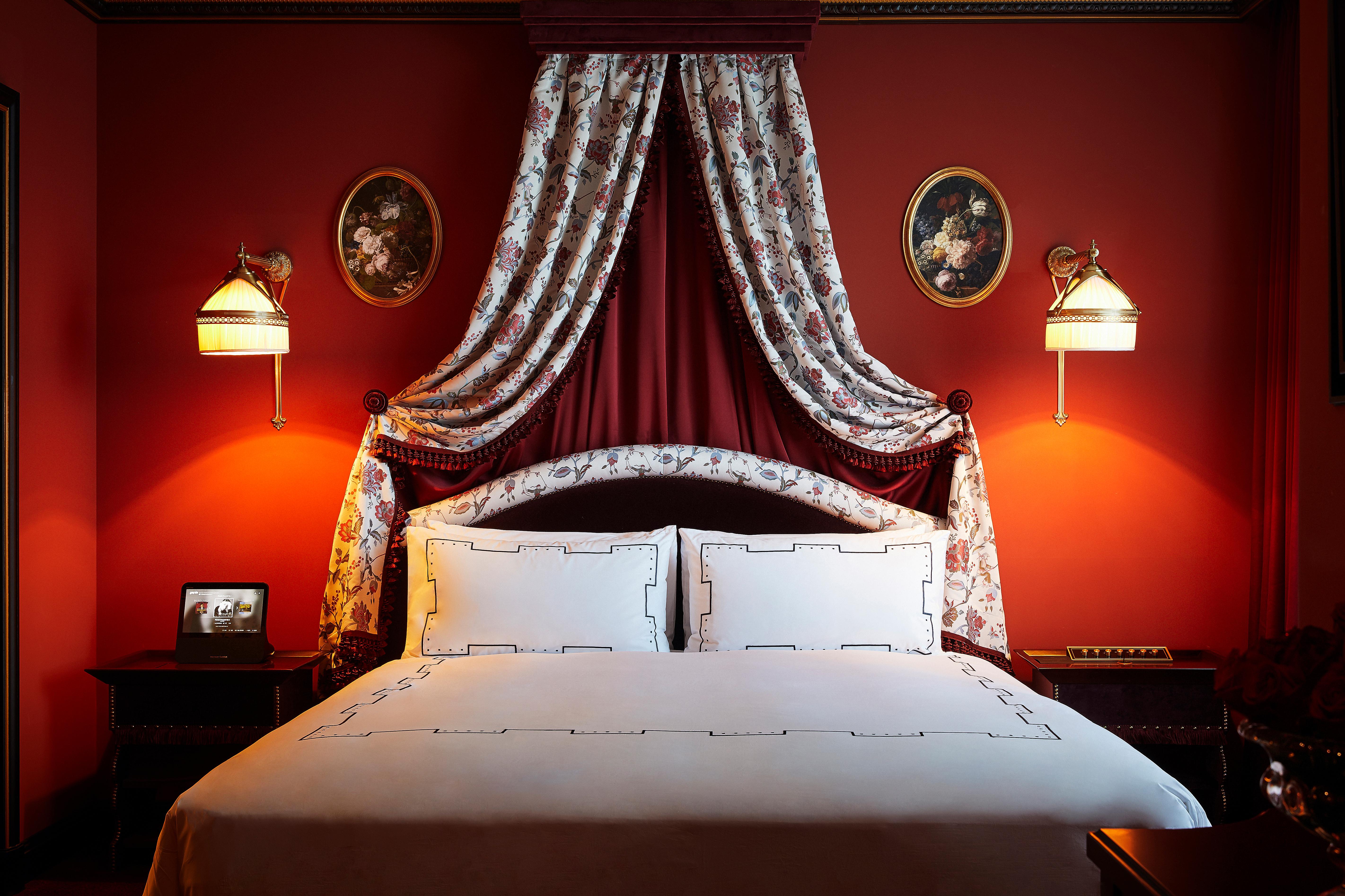 L'escape Hotel 4*