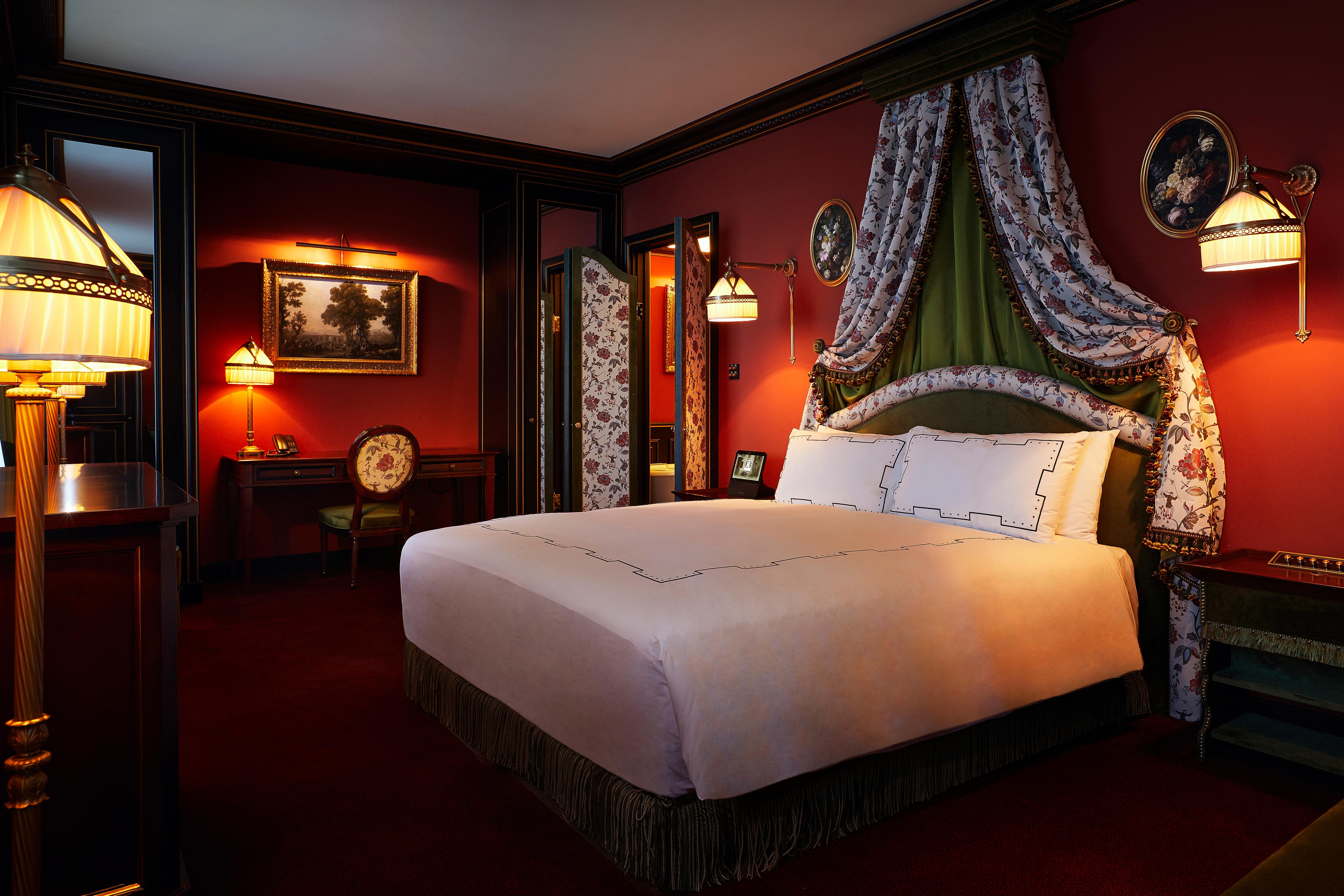 Hotel L'escape 4*