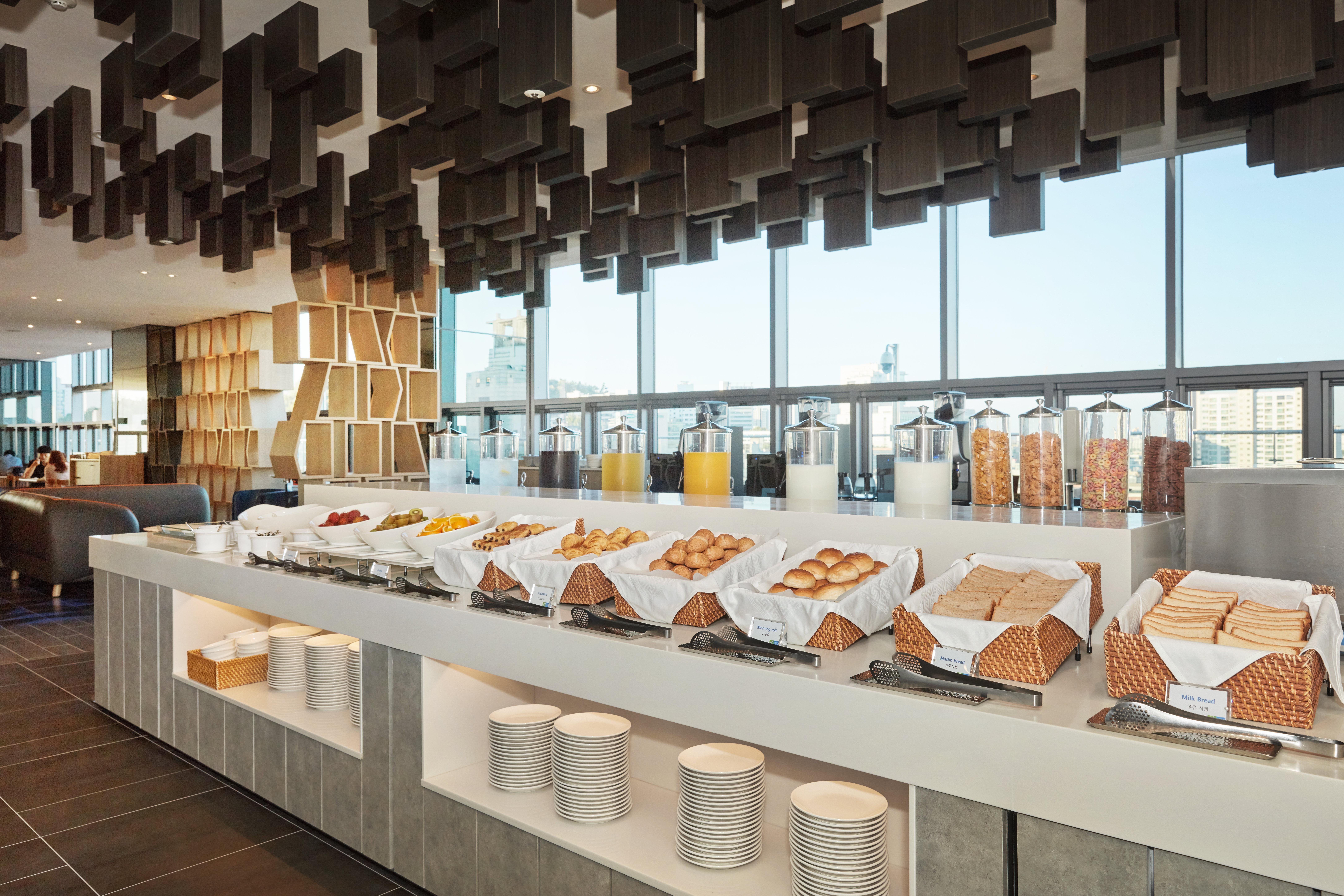 Express Hongdae By Ihg 4*