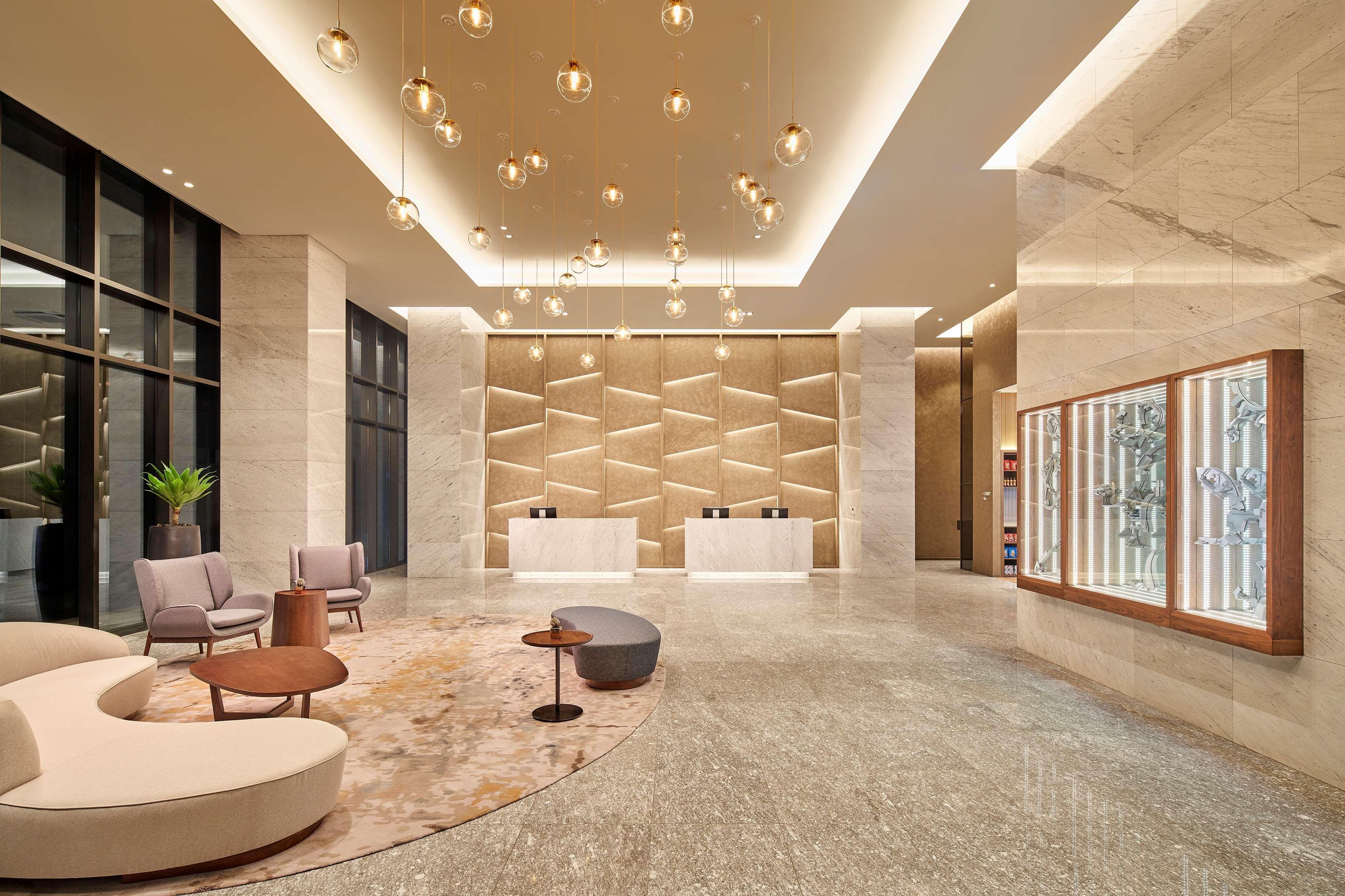 Hotel Hilton Garden Gangnam