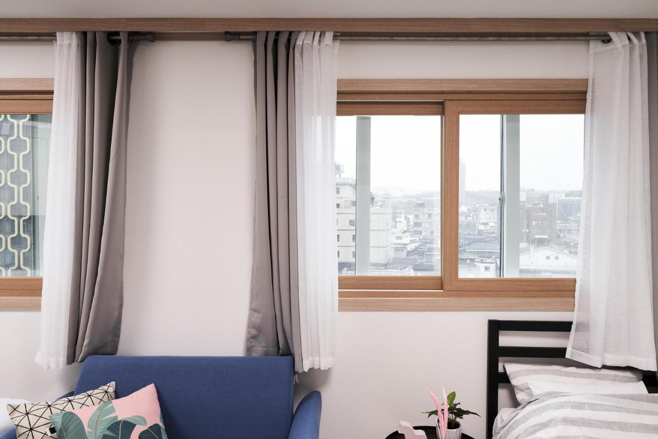 Apartment Sweet *