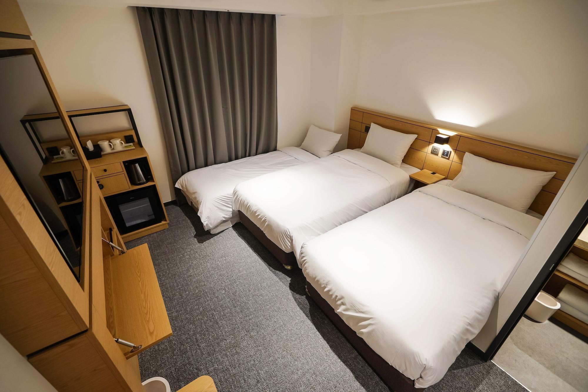 Henn Na Myeongdong 4* Seoul