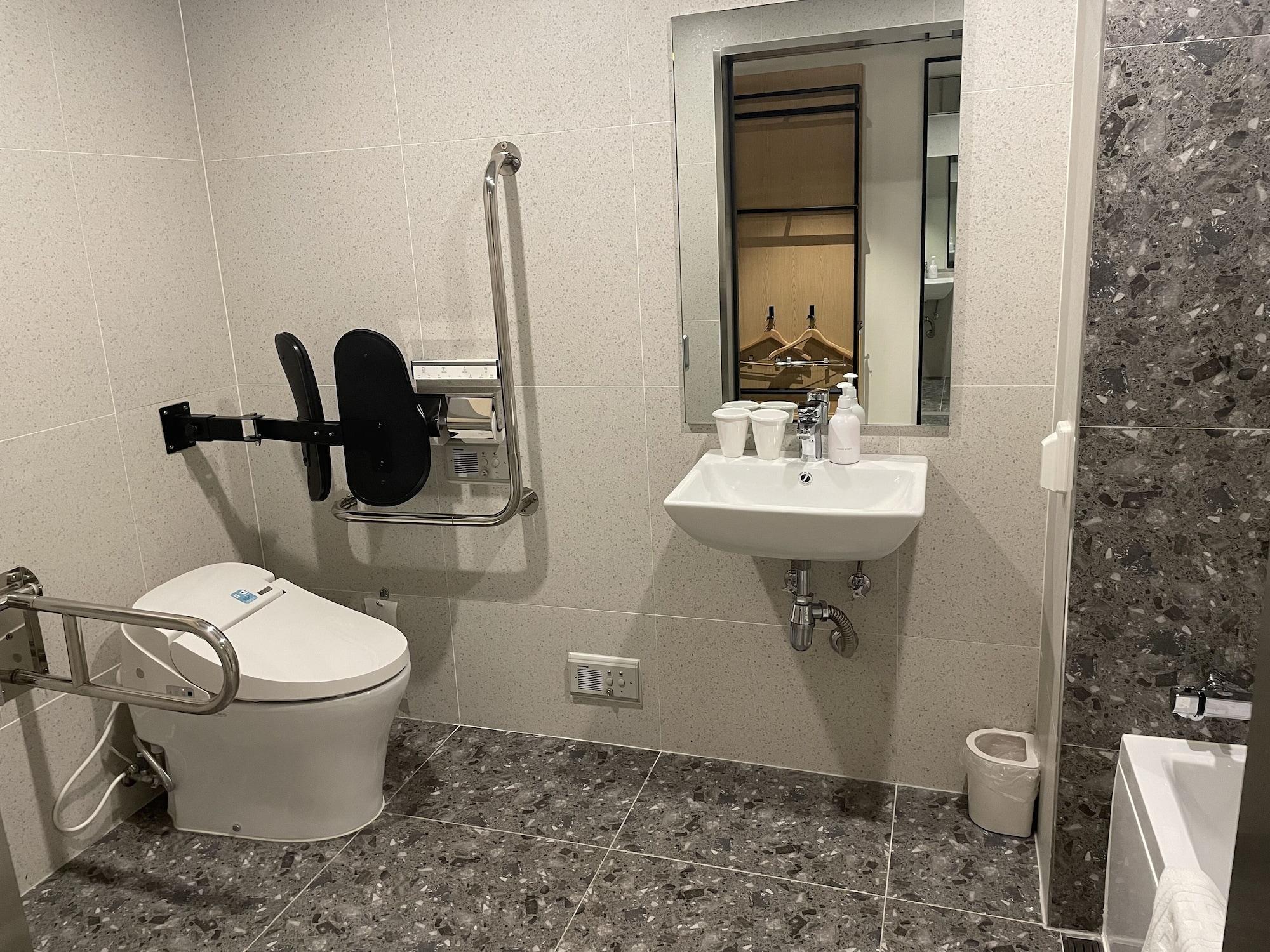 Hotel Henn Na Myeongdong Seoul