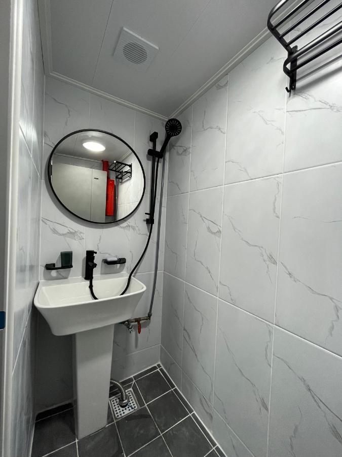 The Cube House - Female Only Hostel *