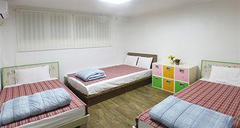 Hotel Family & Friends House 2*