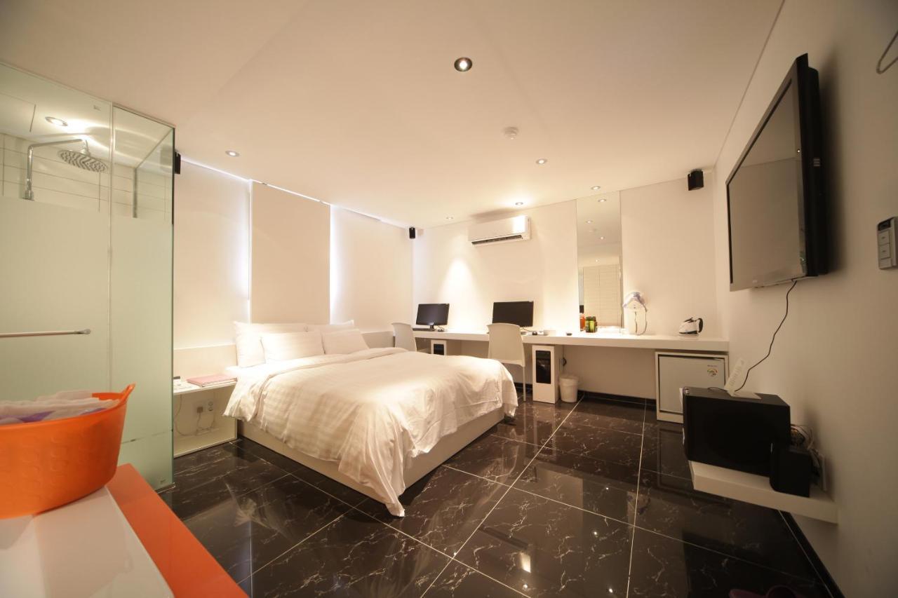 Pop Jongno Hotel