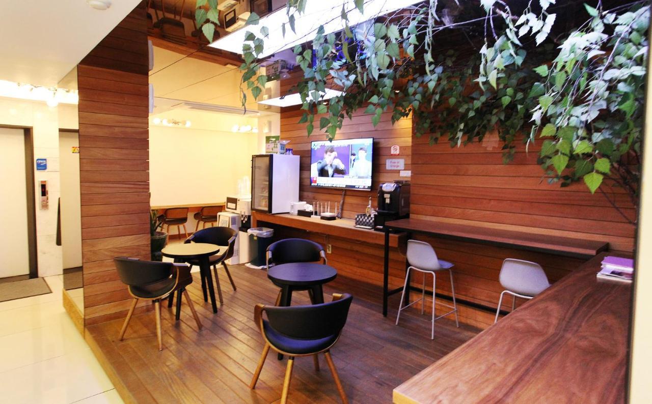 Pop Jongno Hotel