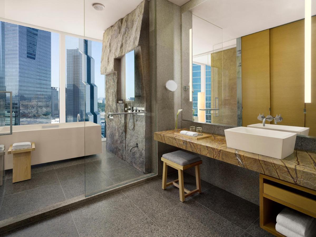 Park Hyatt Hotel