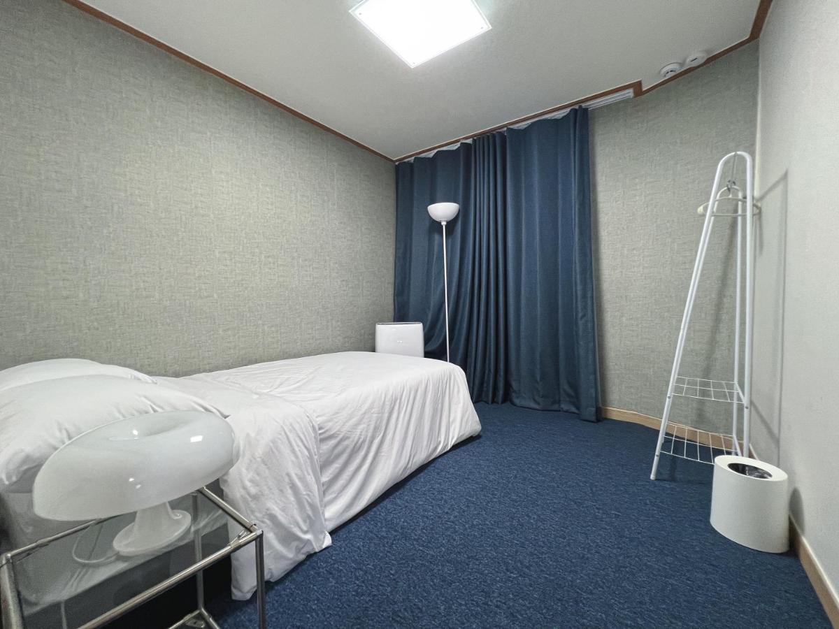 Modern K-style House Apartment *