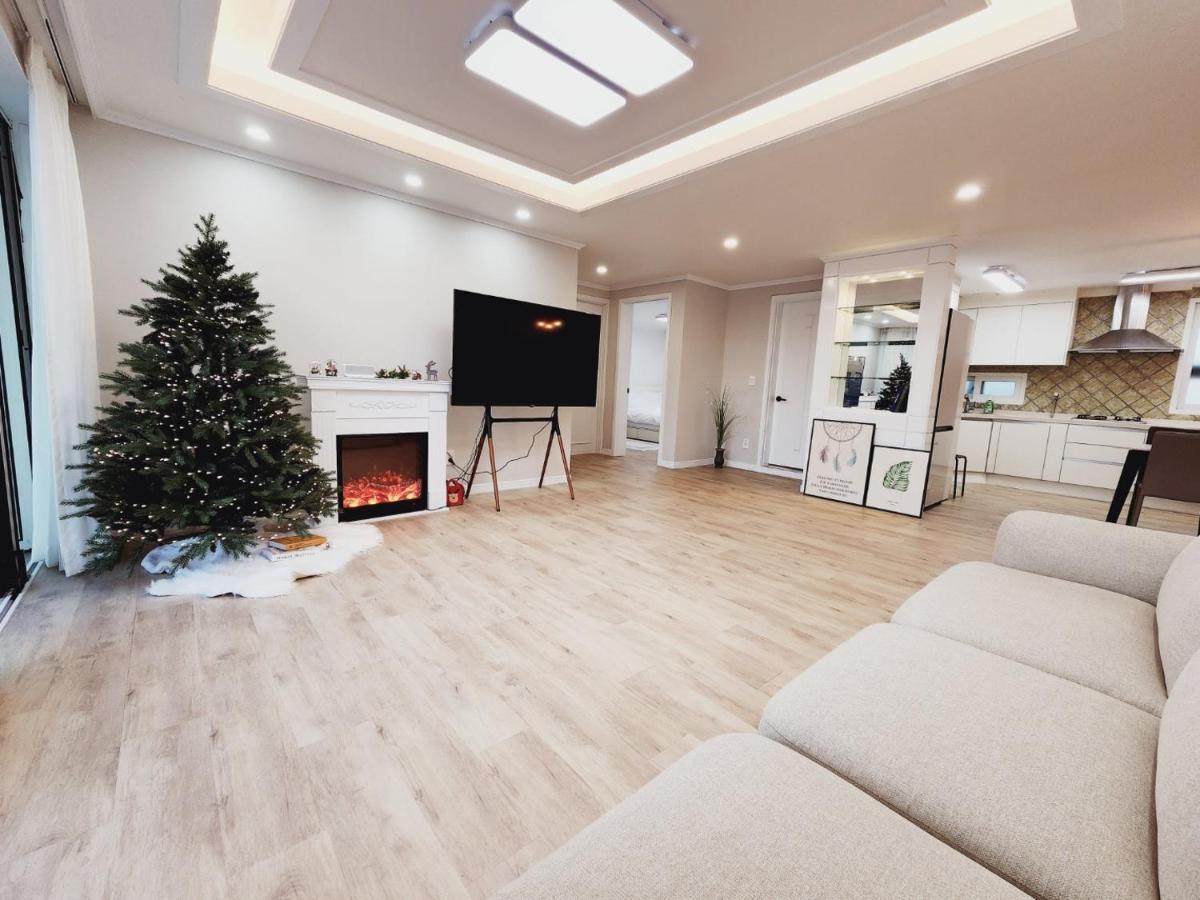 Grand Open Hongdae Houes 4bdr 2bth Apartment