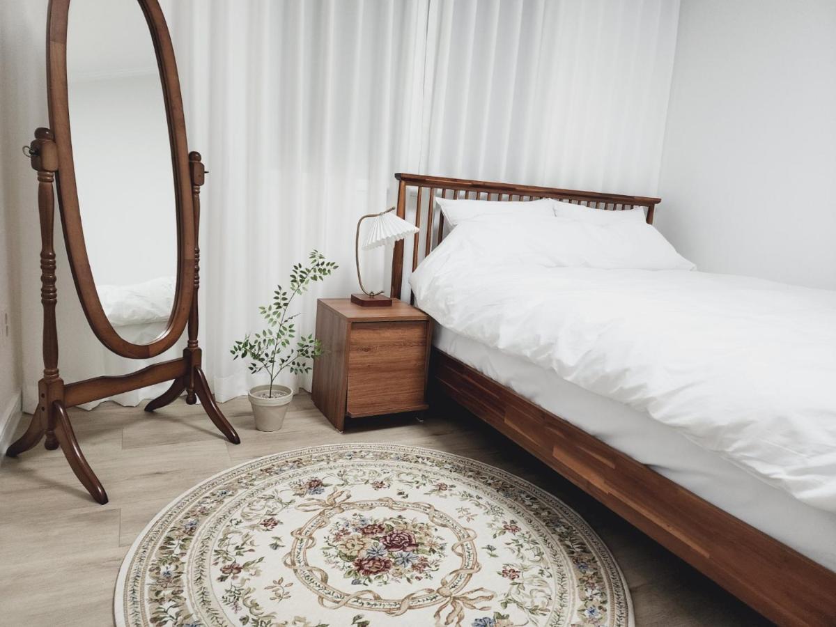 Grand Open Hongdae Houes 4bdr 2bth *