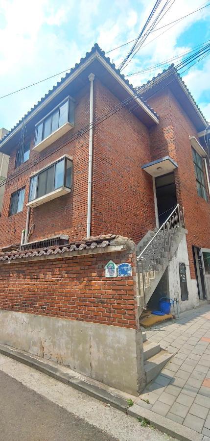 Private In Cozy Share House In Homestay