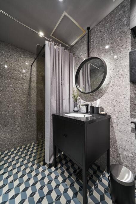Apartment 1mins Hongik Station - Muse02 Seoul
