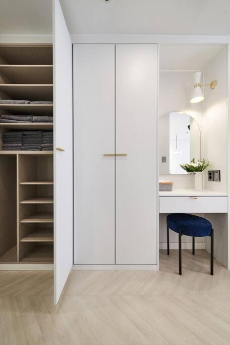 Apartment 1mins Hongik Station - Muse02 *