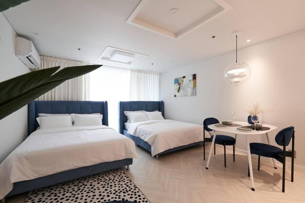 Apartment 1mins Hongik Station - Muse02 Seoul