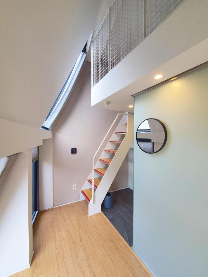 Yolo Guest house