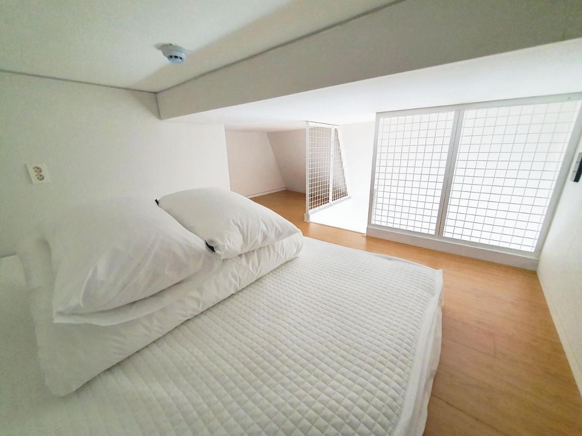 Guest house Yolo Seoul
