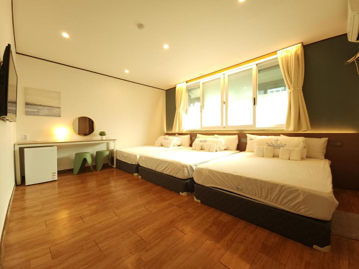 Hostel Oyo Myeongdong 5 *