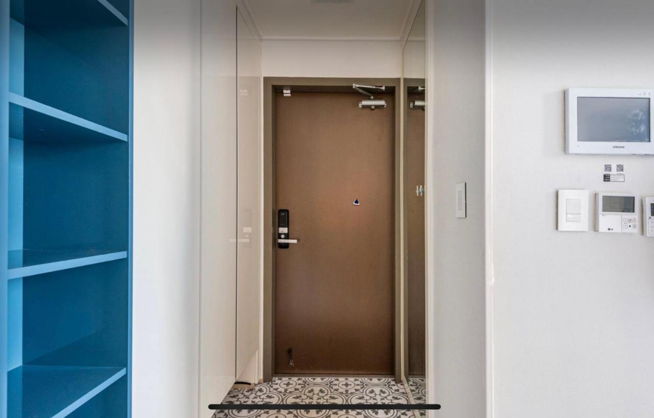 Urban Exit Gangnam Apartment