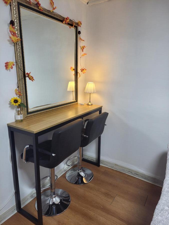 Newly Renovated Spacious 2 Bedroom Unit In Hbc #1 Villa