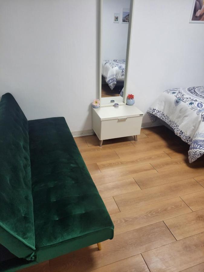 Villa Newly Renovated Spacious 2 Bedroom Unit In Hbc #1 Seoul
