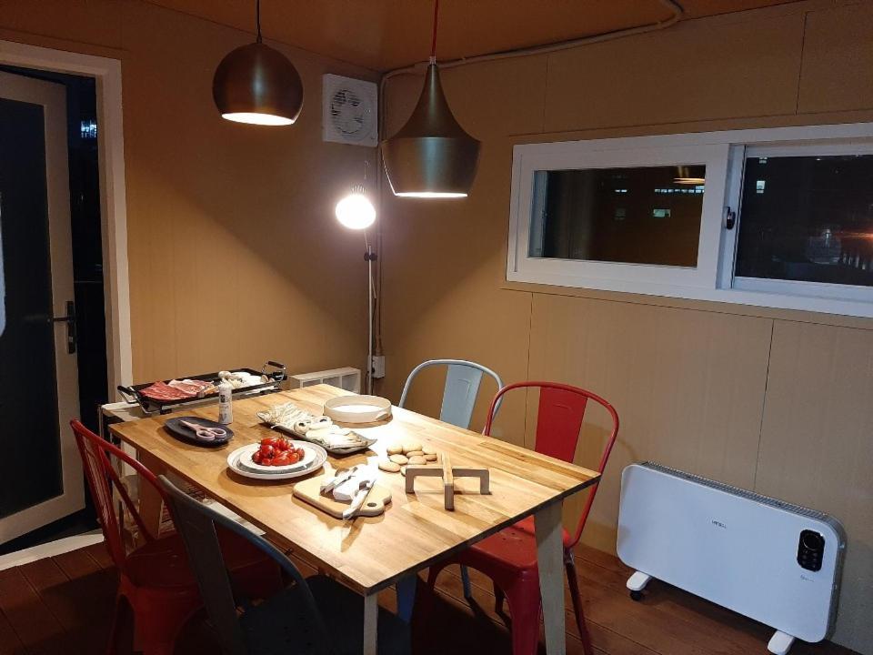Apartment Mapo Rooftop House