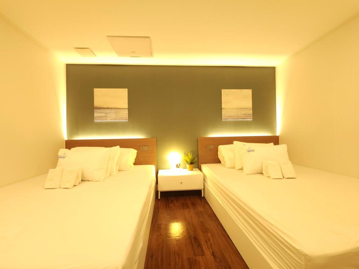 Hostel Oyo Myeongdong 5 *