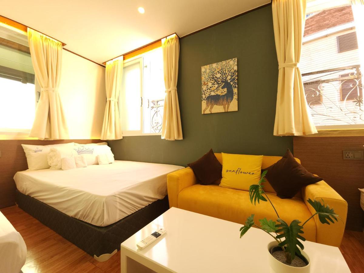 Hostel Oyo Myeongdong 5 *