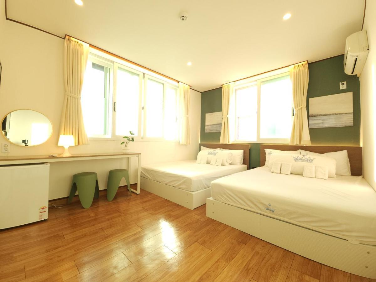 Oyo Myeongdong 5 *