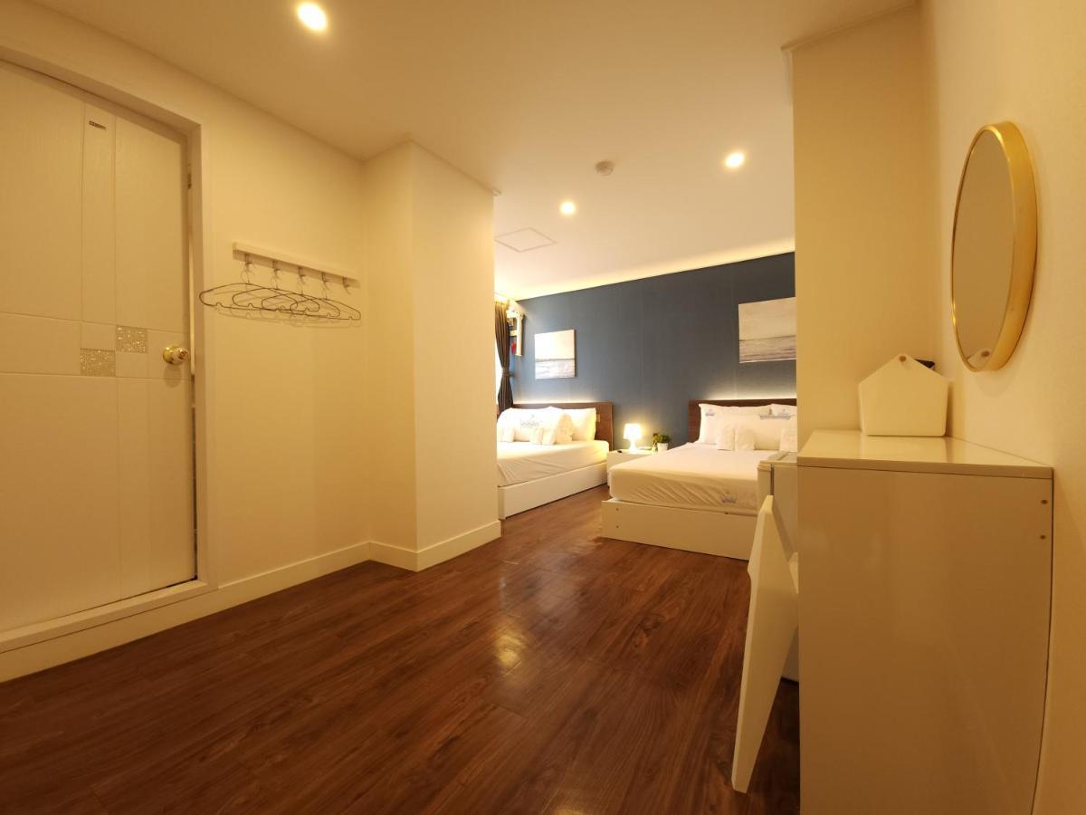 Hostel Oyo Myeongdong 5 *