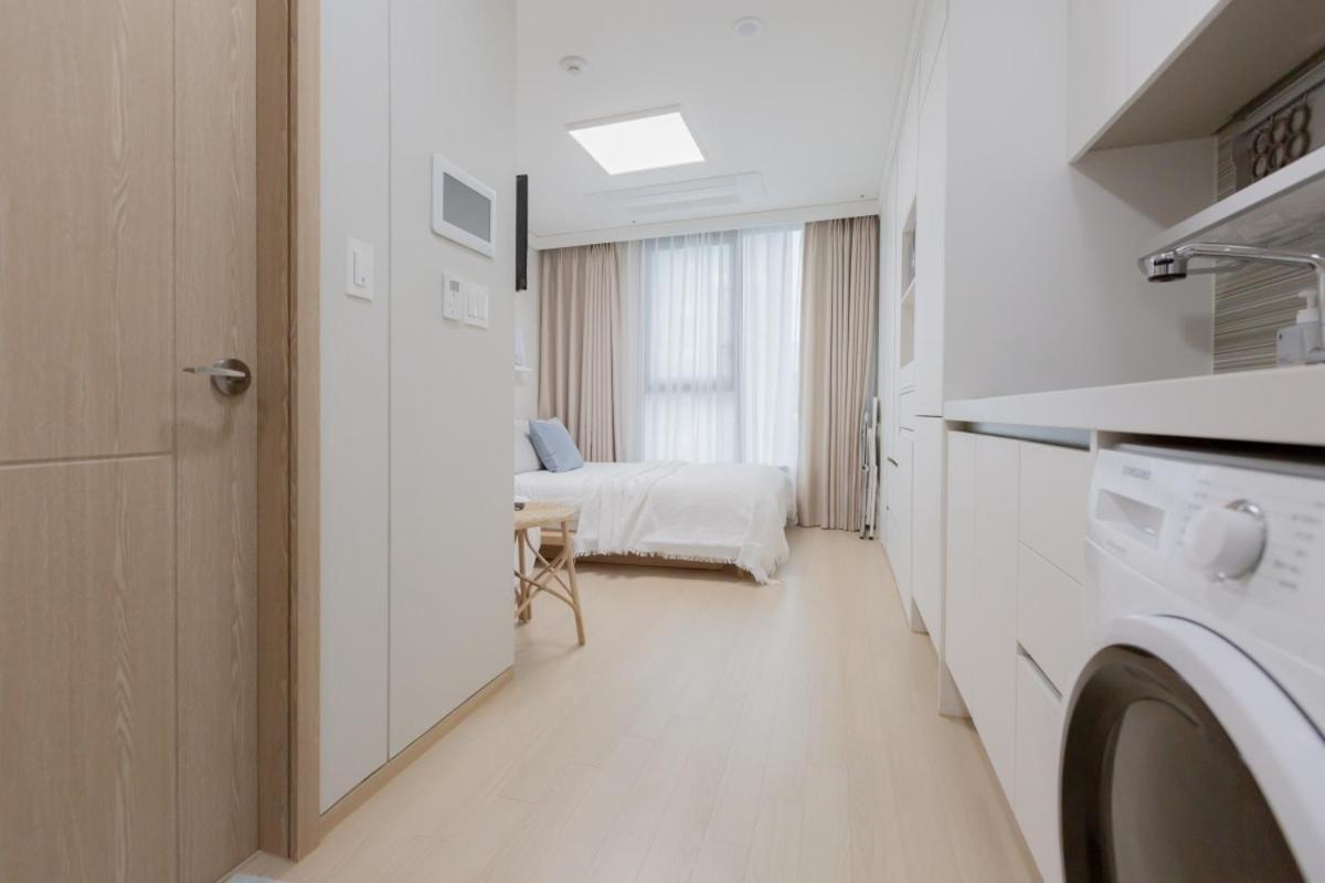 Apartment The Share Myeongdong *