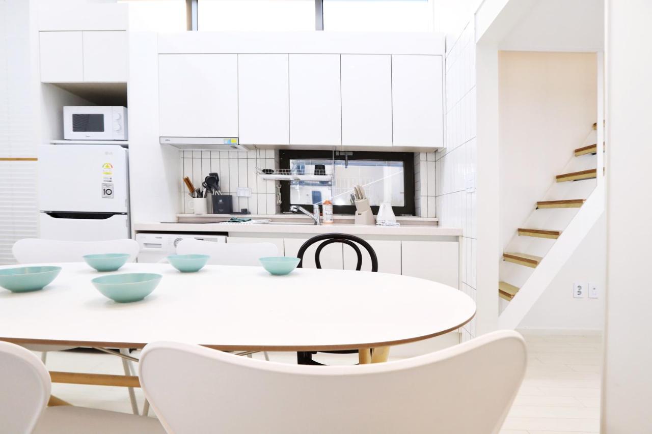 Apartment J Garden Myeongdong Station *