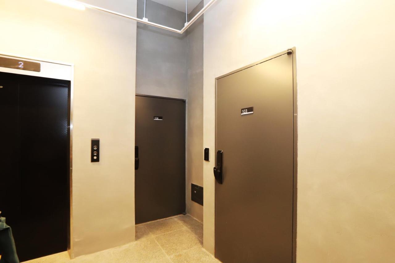 Apartment J Garden Myeongdong Station *