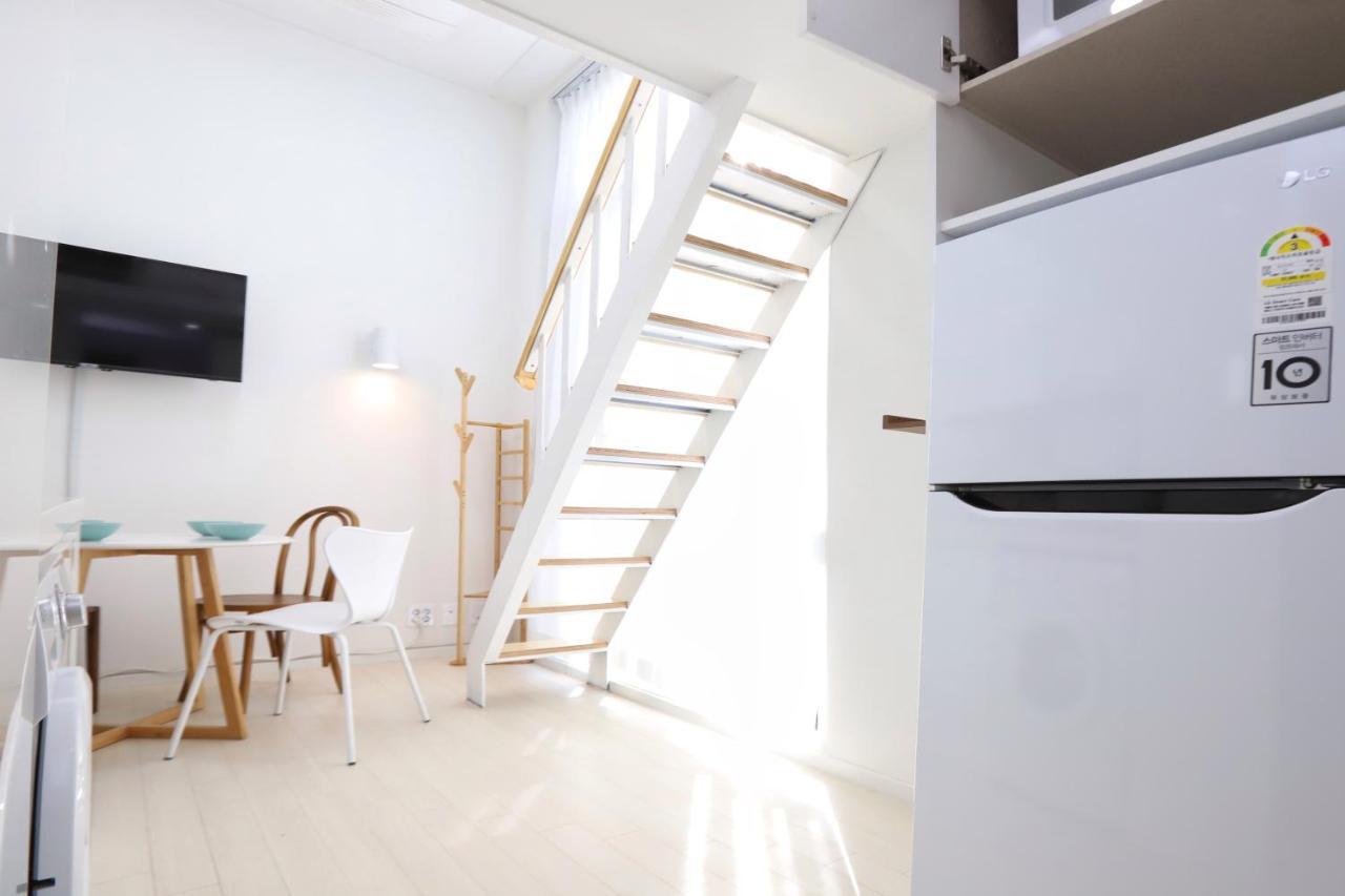 Apartment J Garden Myeongdong Station *