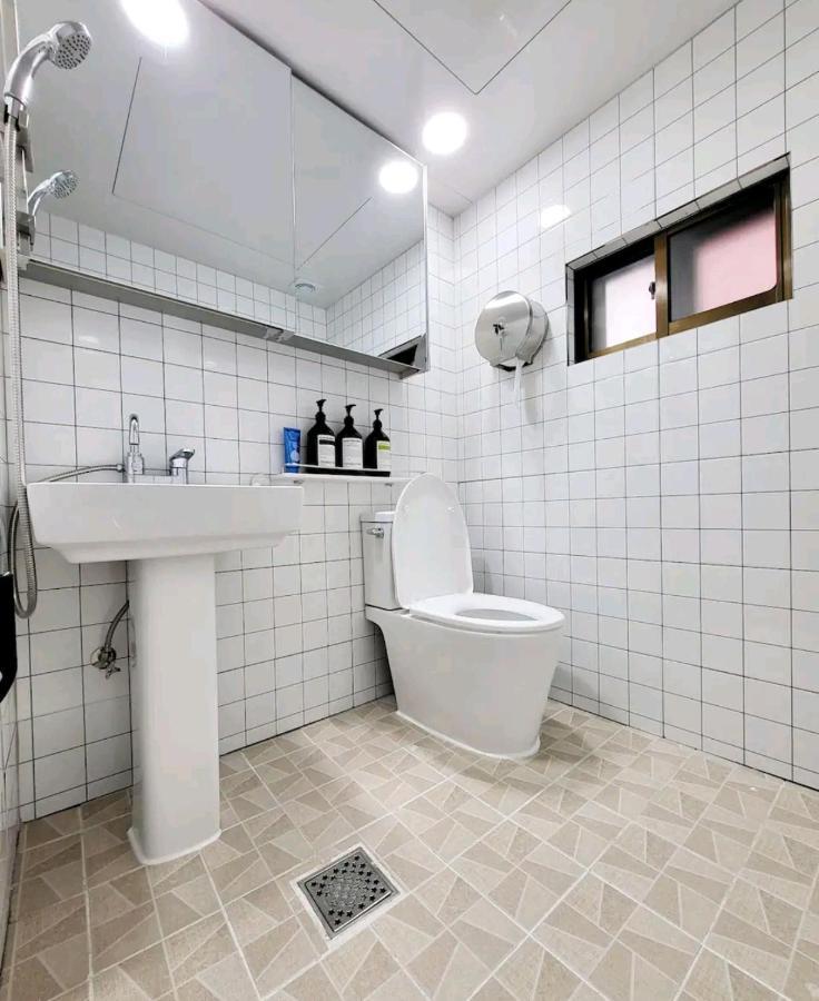 Sinchon Station Line 2 Exit 3 And 4 Min Three-room Hongdae