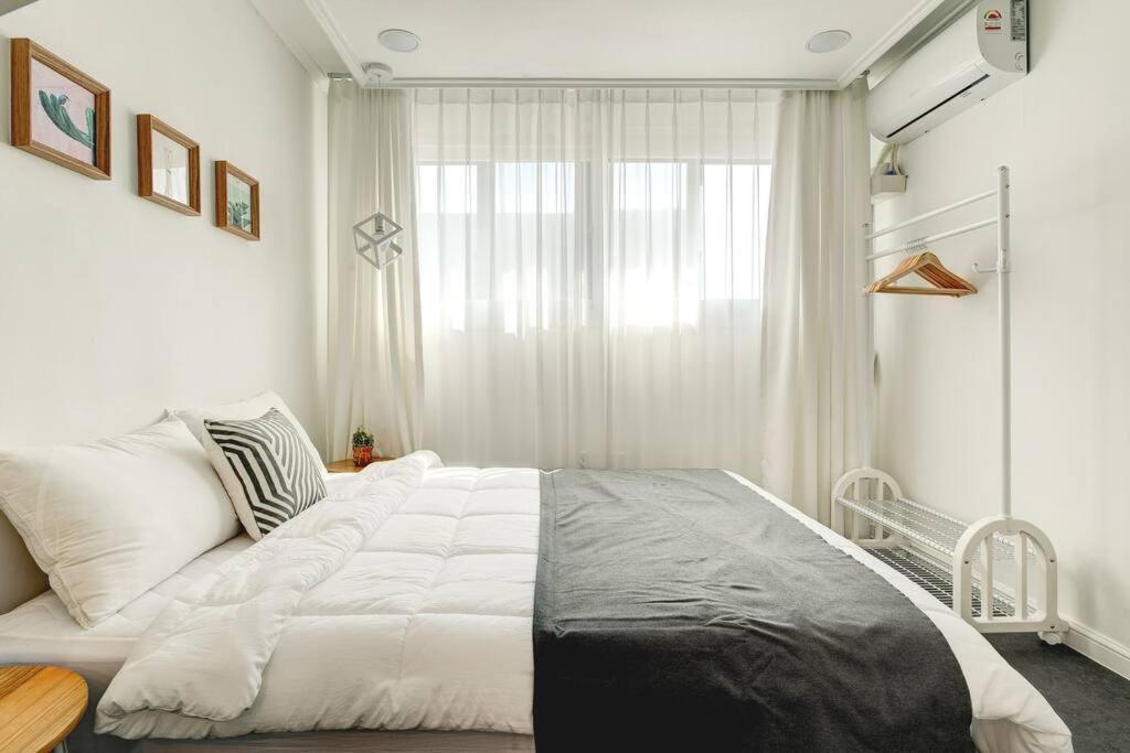 Hongdae 4bed House *