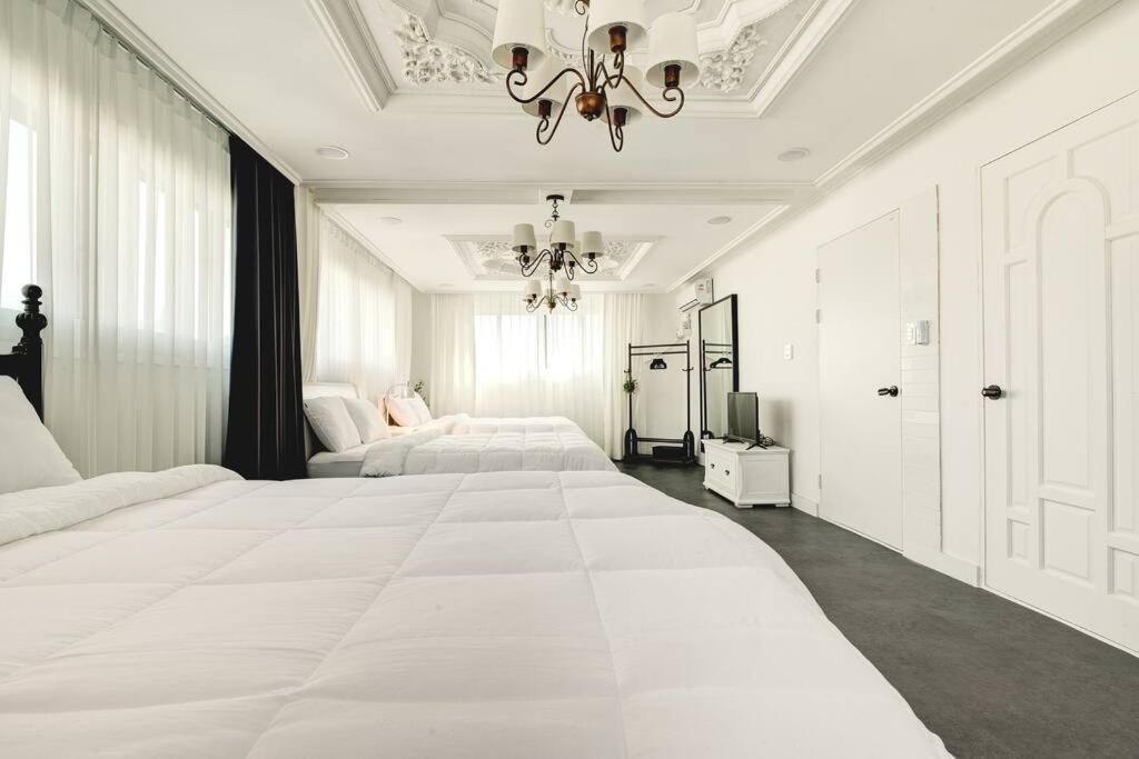 Hongdae 4bed House