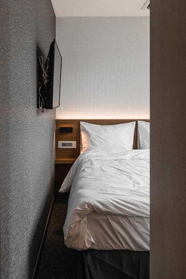 Hotel Pillowsopher Hongdae