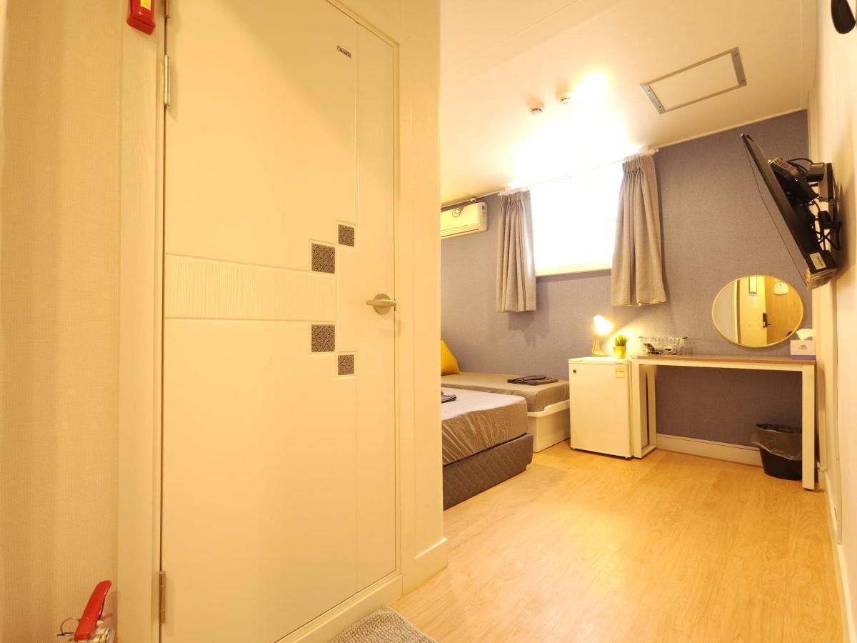 Hostel Oyo Myeongdong 5