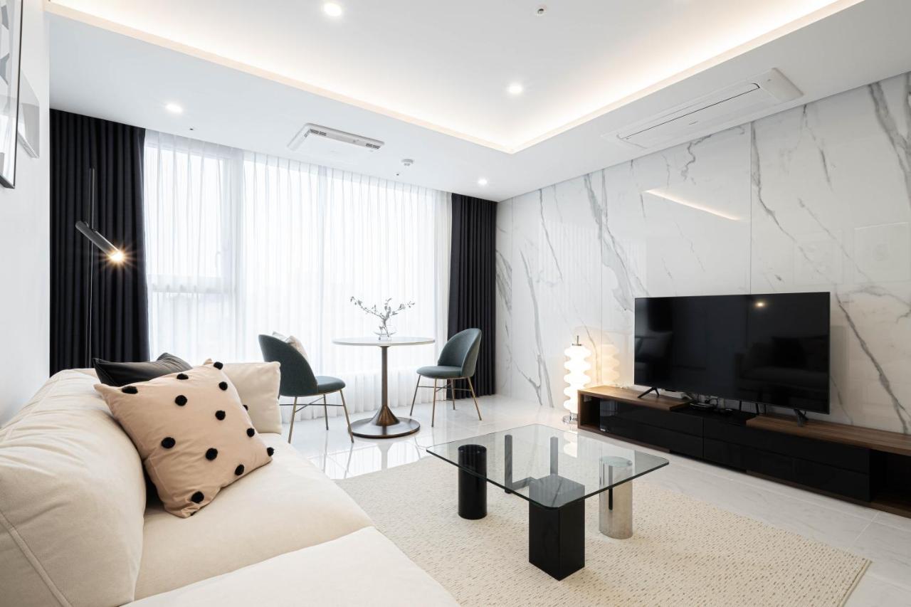 Apartment Le Collective Gangnam Sac Signity
