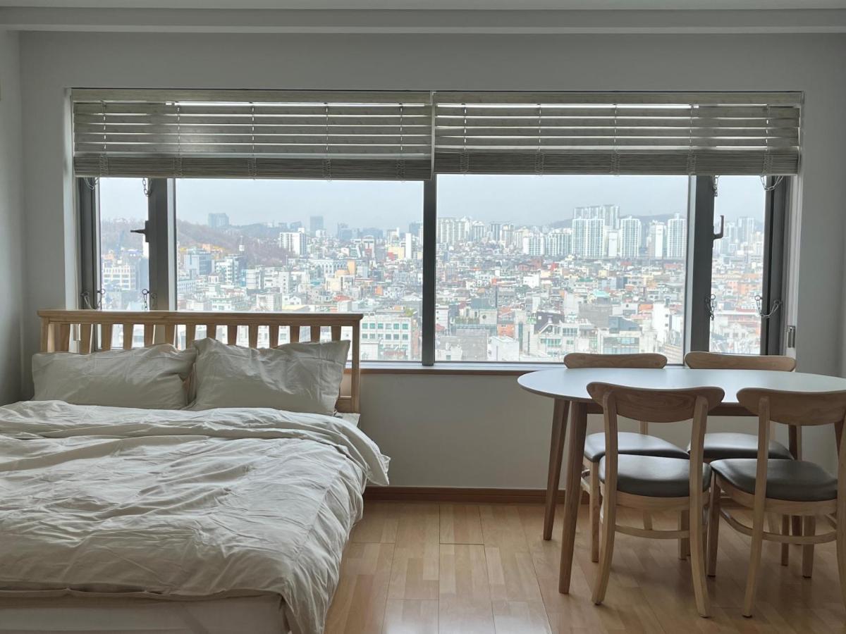 1 Minute House From Hongdae