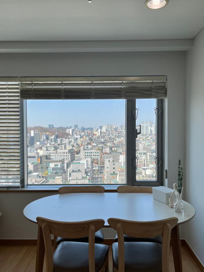 1 Minute House From Hongdae