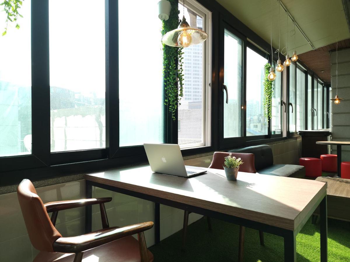 Hostel Oyo Myeongdong 5