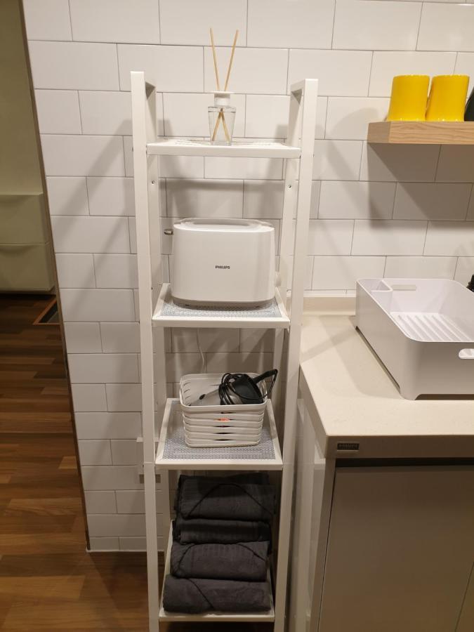 Complace D