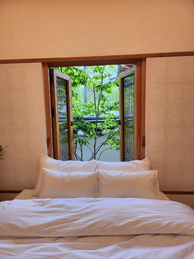 Casa de férias Iriru Luxury Hanok - Eunpyung Hanok Village