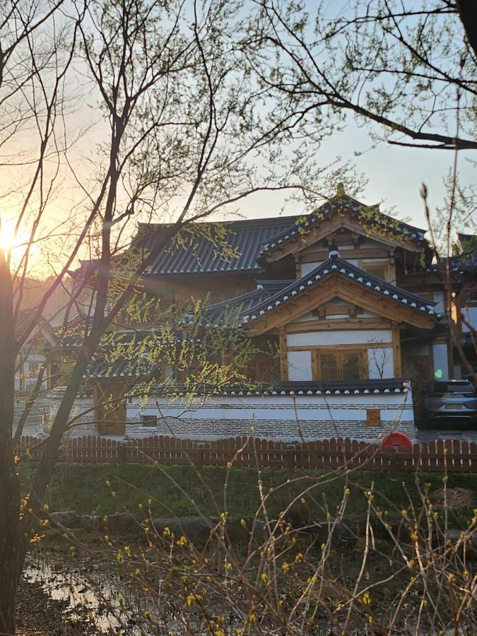 Iriru Luxury Hanok - Eunpyung Hanok Village Casa de férias Seul
