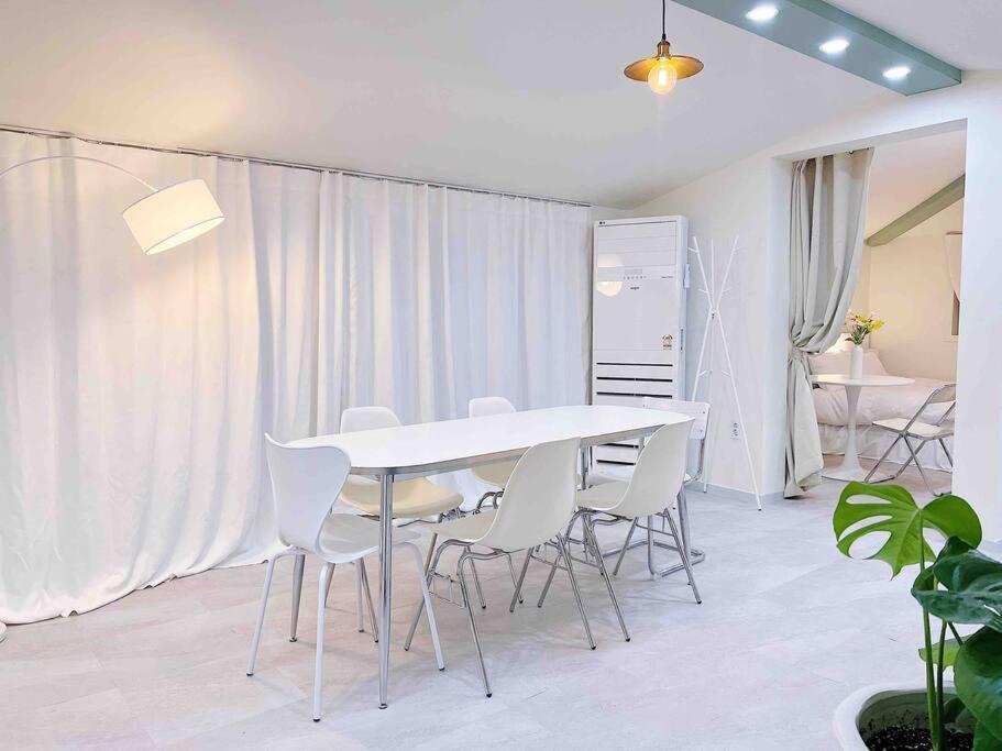 Apartment Hongdae 30 Seconds To Subway Seoul